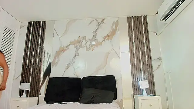 MayaBaker's cam snapshot