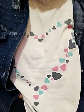 Vanee-23's cam snapshot