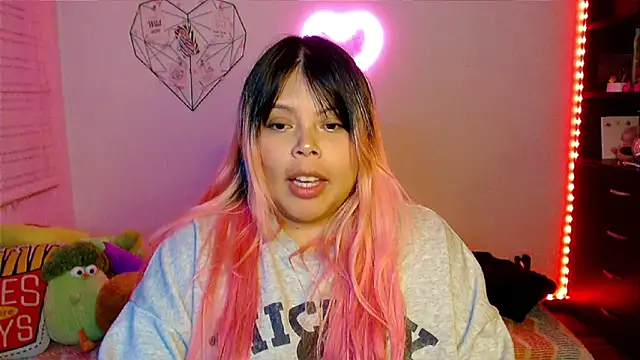 EllieMoonX's cam snapshot