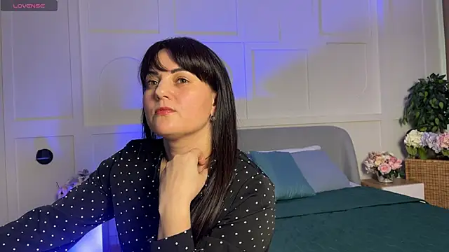 _SilkyShadow_'s cam snapshot