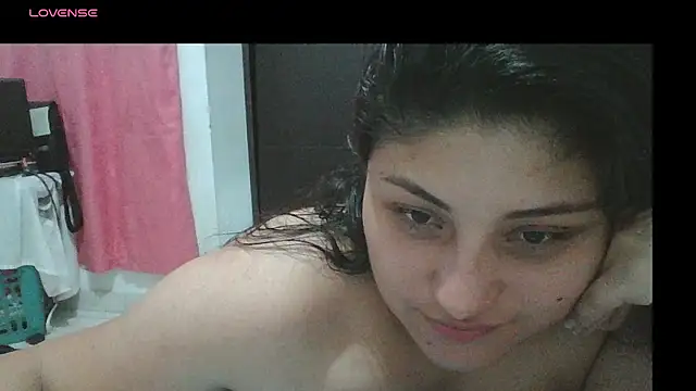 Mia_Hornyxxx's cam snapshot