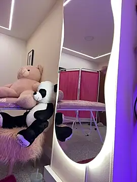 Your_Enyel's cam snapshot