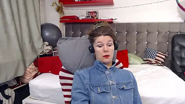 kellyterapy's cam snapshot