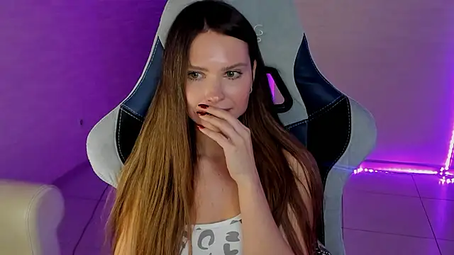 yourArya's cam snapshot