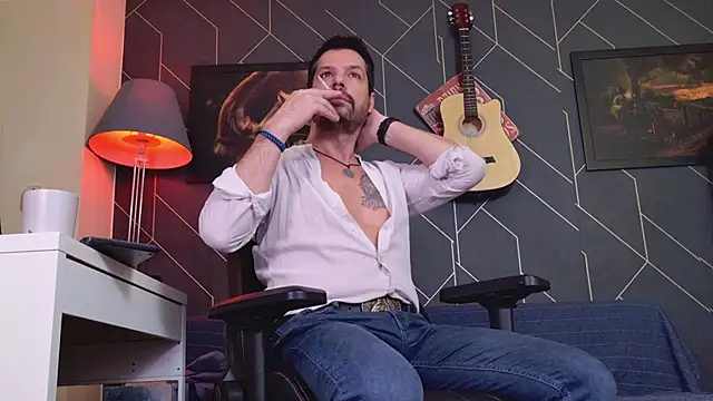 ChrisKox live sex cam