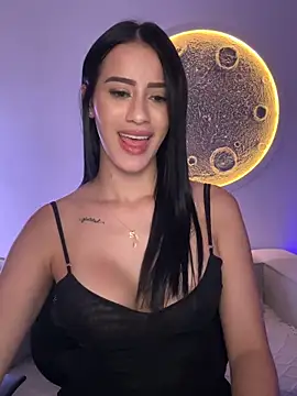 SarahhSmitth1 live sex cam