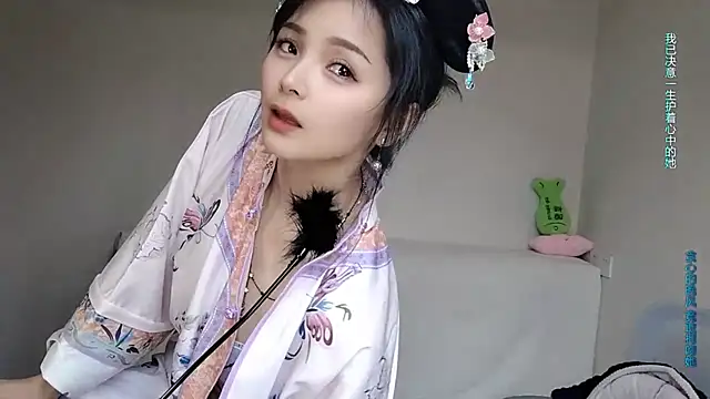 -J-o-y- live sex cam