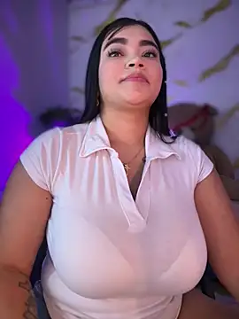 elizaferrer_'s cam snapshot