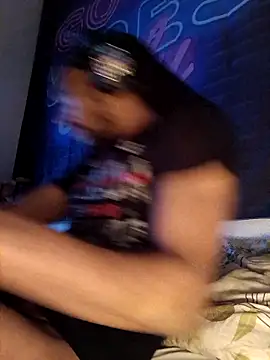 Mikaaa97 live sex cam