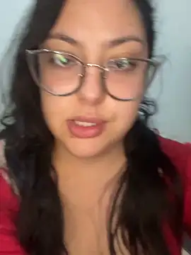 MileyGia live sex cam