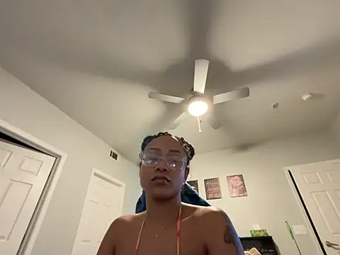 RylReese's cam snapshot