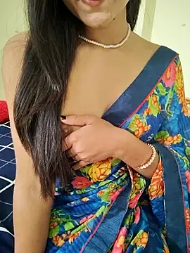 Meenakshi_ live sex cam