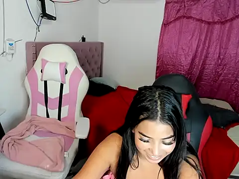 Tatihot69's cam snapshot