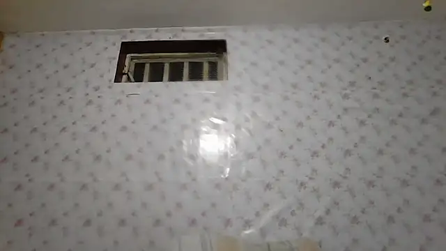 Roselingalvis13's cam snapshot