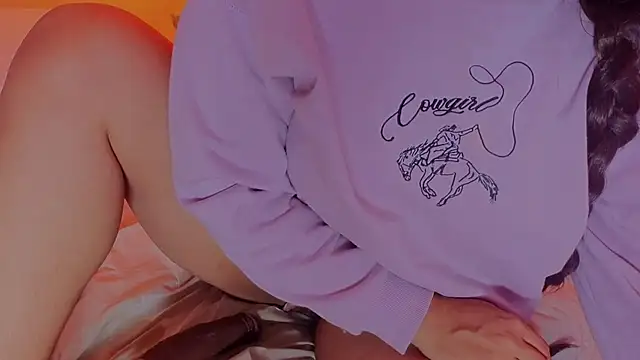 Alice-Benette's cam snapshot