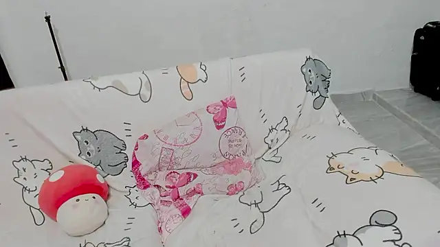 Naoko_7w7's cam snapshot