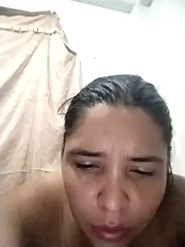 roxy_milffoxy's cam snapshot