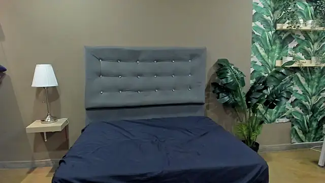 Kylievega_'s cam snapshot