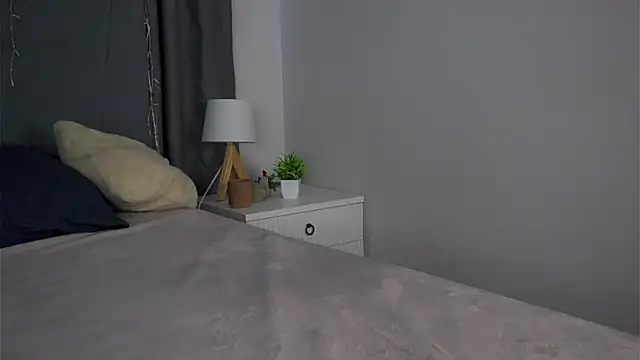 EthalFlowers's cam snapshot