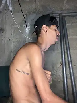 alexx_23cm's cam snapshot