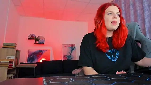 NattInRed live sex cam