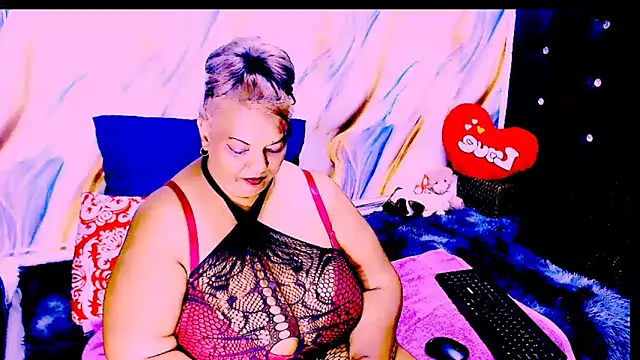 indian_ruby live sex cam