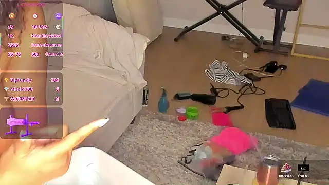 CarmenCash__'s cam snapshot