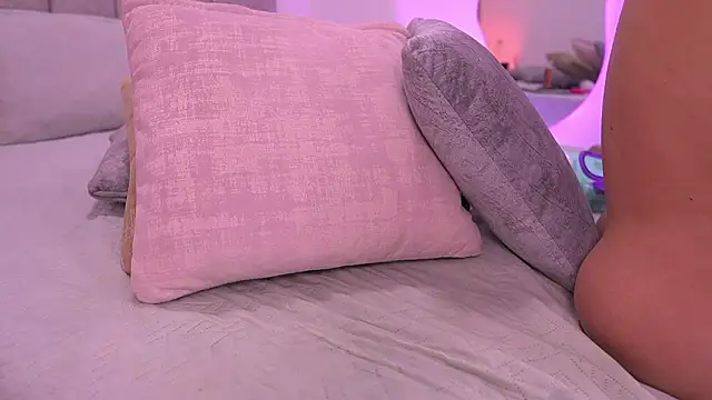 violeta_aroca live sex cam