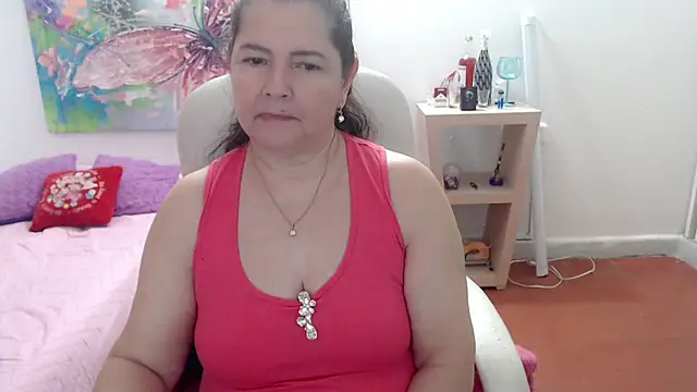 leonela_69's cam snapshot