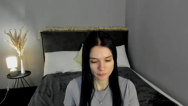 SkinyJoys's cam snapshot