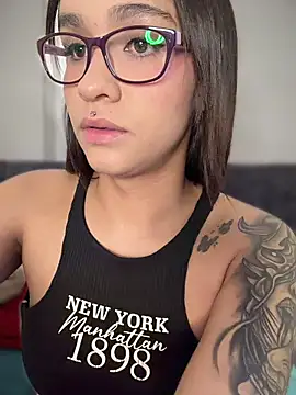 Isabella-Teen's cam snapshot