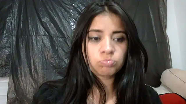 ValerieLove_'s cam snapshot