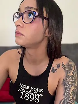 Isabella-Teen's cam snapshot