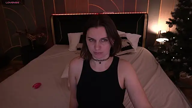 SofiSoft live sex cam