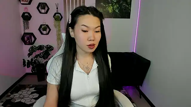 LunaPurrr's cam snapshot