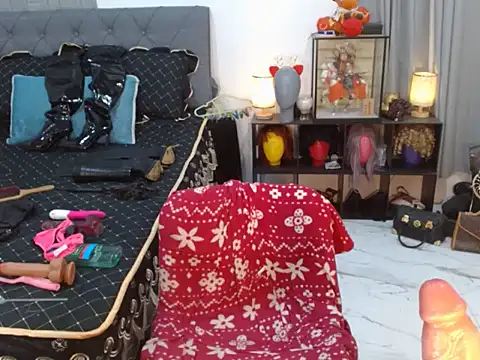 Lustfulcassy live sex cam