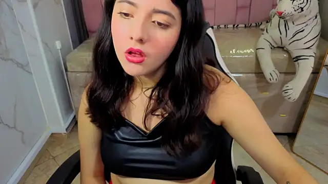 Crystal1_b_'s cam snapshot