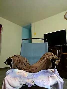 LacyLaurent's cam snapshot