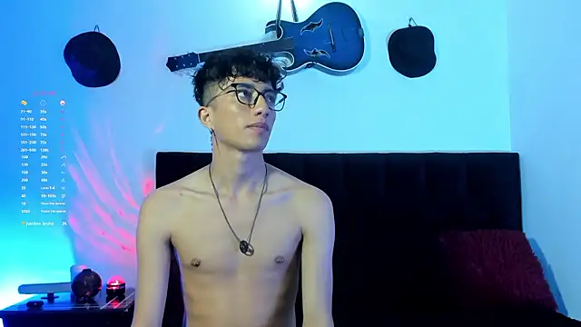 mhatias_'s cam snapshot