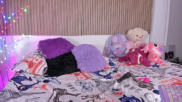 Hayley-Fox's cam snapshot