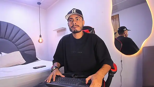 MatthewCullen live sex cam