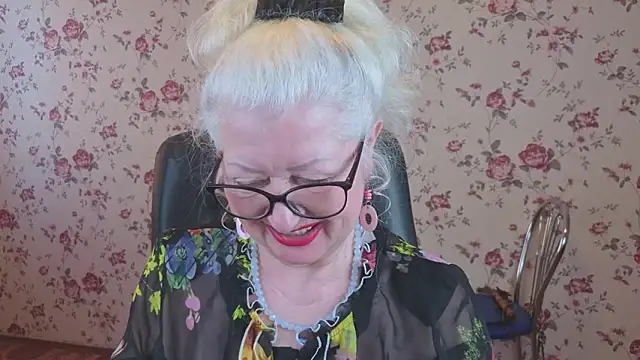 Maya_Mayflower's cam snapshot