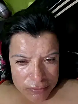 Hanna_Kieran's cam snapshot