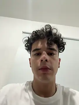 RedNDizzy live sex cam