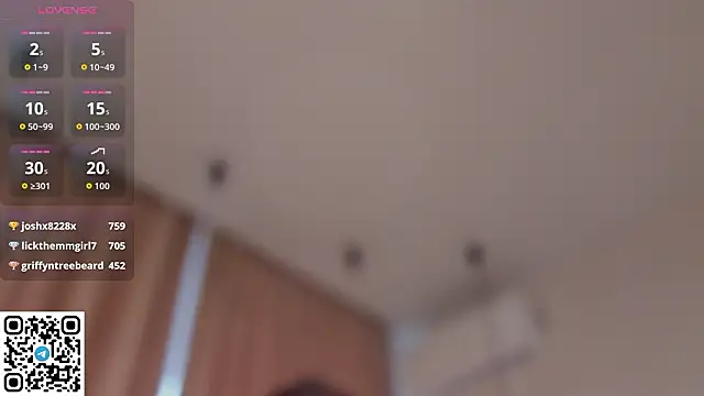 Miss_Iris69's cam snapshot