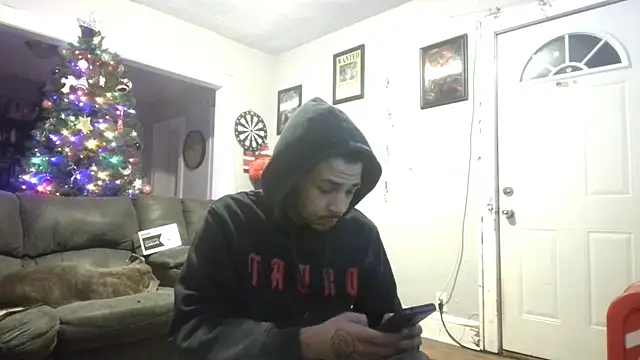 bigdickjojo69 live sex cam