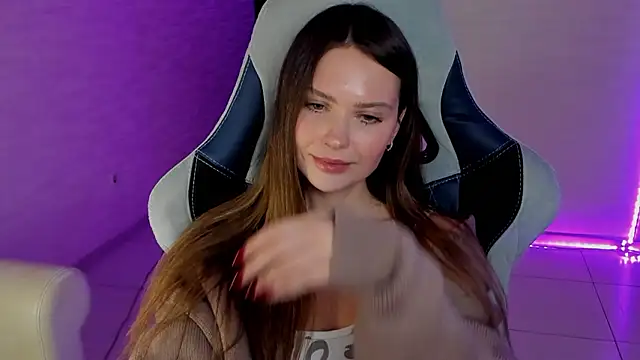 yourArya's cam snapshot