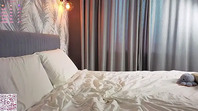 ElvinaRose's cam snapshot