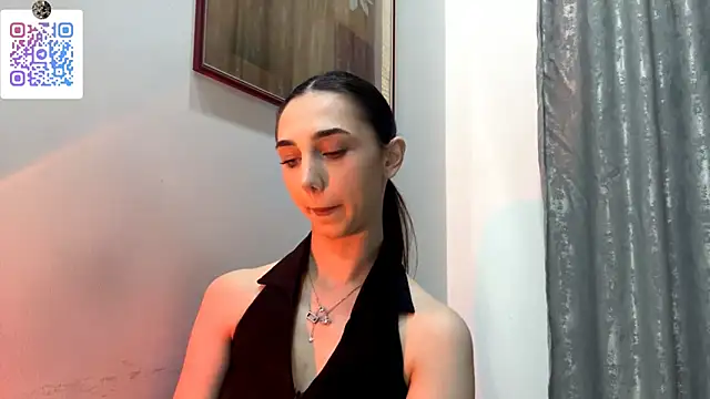 LinaMour's cam snapshot