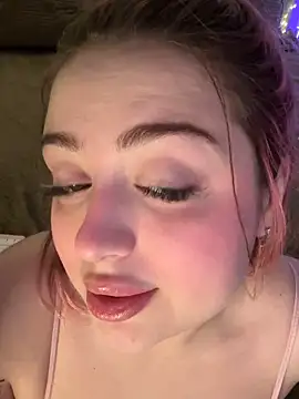 KellyMoors's cam snapshot